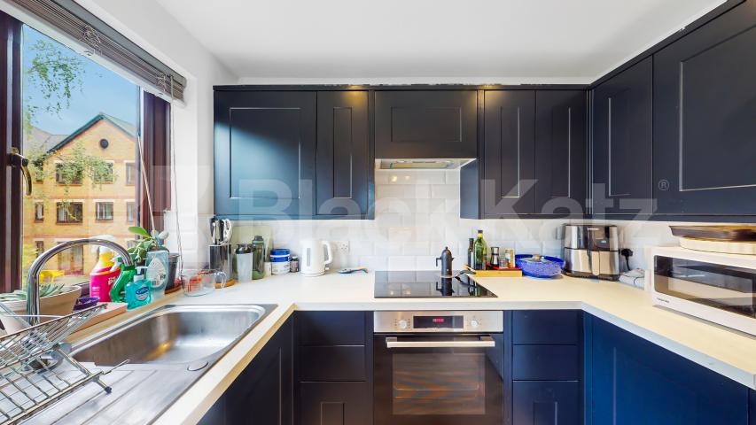 Refurbished a year ago and set on the banks of the river lea Riverside Close, Clapton 